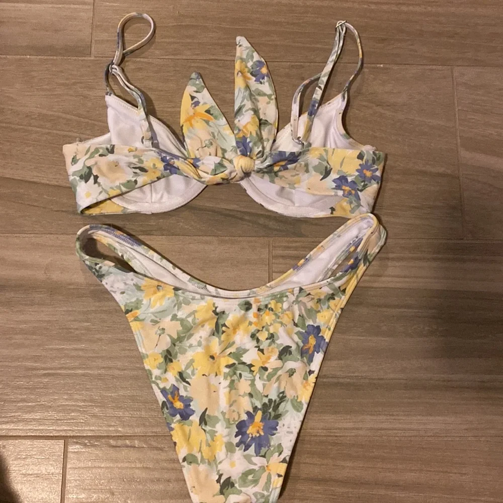 Abercrombie & Fitch Floral Bikini - Yellow, Blue and Green - Picture 2 of 7